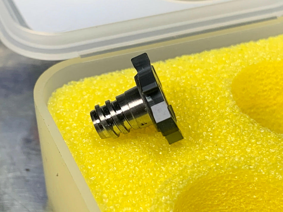 (2) Ingersoll Chip Surfer 18T Carbide T-Slot Milling Tip Insert D .500, W .090