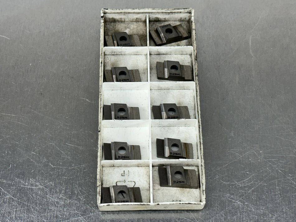 Seco R335.15-18315FG-M12 S25M Carbide Insert (Pack of 10)