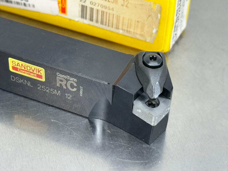 Sandvik DSKNL 2525M 12 Indexable Tool Holder Turning SNMG Insert