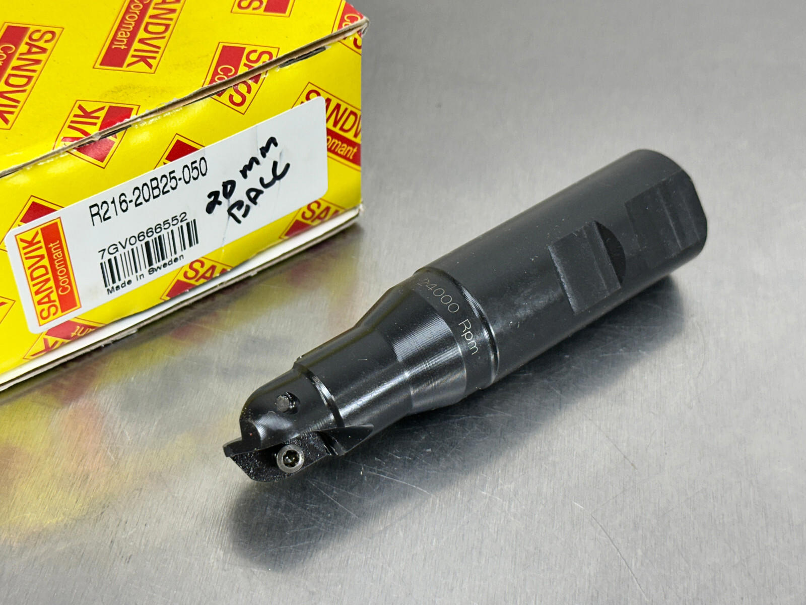 Sandvik R216-20B25-050 Indexable Ball Nose Milling Cutter 20mm Coro ...
