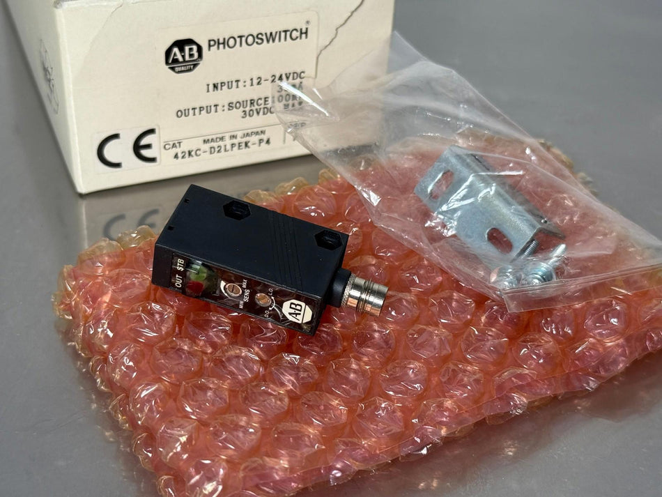 Allen Bradley 42KC-D2LPEK-P4 Sensor Fiber Photoelectric Switch