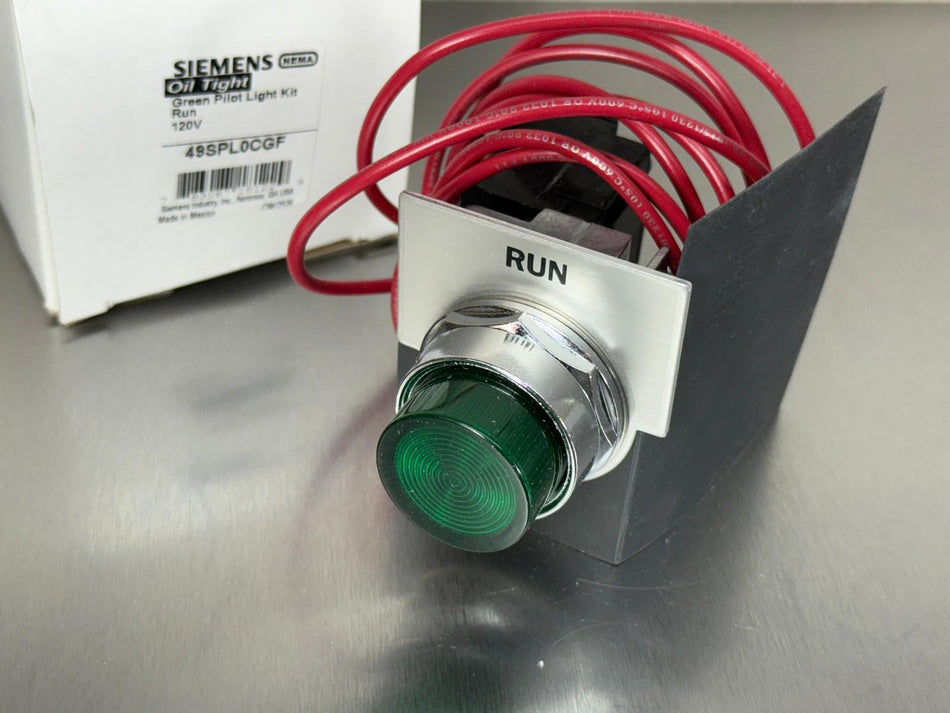 Siemens 49SPL0CGF Oil Tight Pilot Light Green 120V Furnas