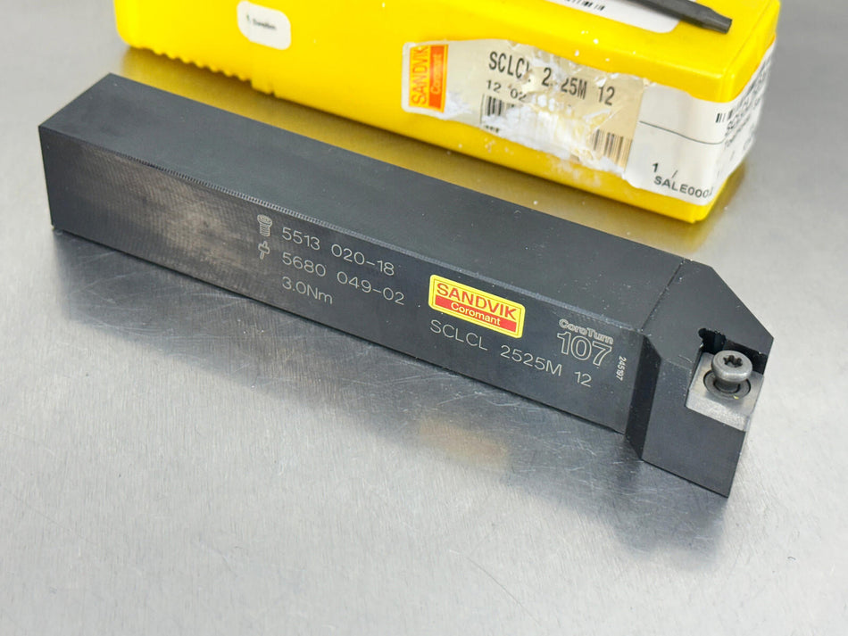 Sandvik SCLCL 2525M 12 Indexable Tool Holder Turning CCMT Insert