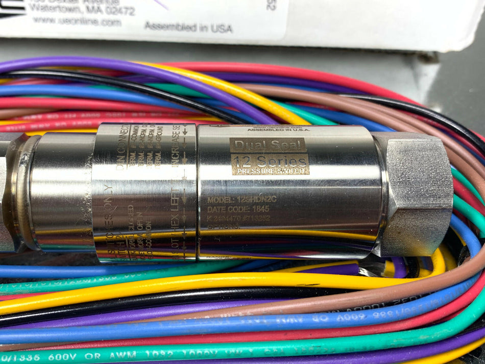 United Electric 12SHDN2C Pressure Switch 25-85psi DPDT 1/2" Female