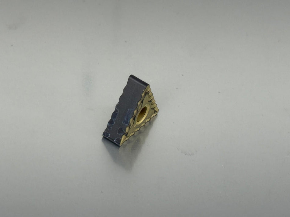 Mitsubishi TNMG332SA UE6105 Carbide Insert TNMG160408-SA (Pack of 10)