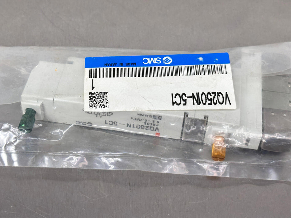 SMC VQ2501N-5C1 Solenoid Valve 3 Position