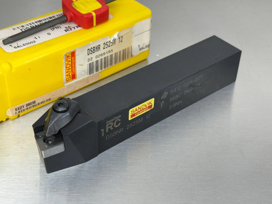 Sandvik DSBNR 2525M 12 Indexable Lathe Tool Holder Turning SNMG Insert
