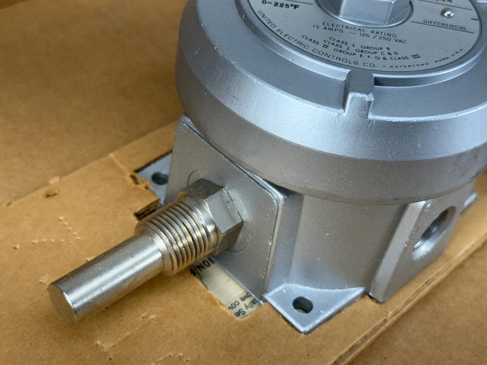 UE C110 Model 102 Temperature Controller 0-225° F United Electrical 9283