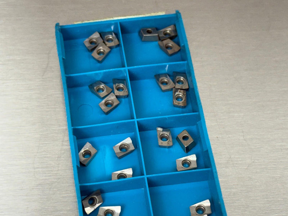 Ingersoll AOCT060204FR-P IN05S Carbide Insert Grooving 5811577 (Pack of 26)