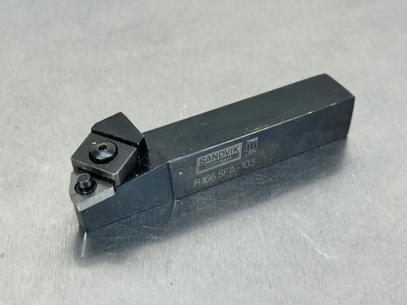 Sandvik R166.5FA-103 Indexable Tool Holder Threading 5/8