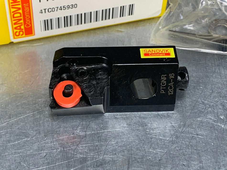 Sandvik PTGNR 12CA-16 Indexable Cartridge for Turning T-Max P