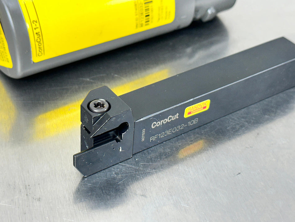 Sandvik RF123E032-10B Indexable Tool Holder Parting Grooving CoroCut 1-2