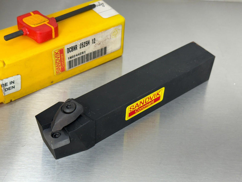 Sandvik DCBNR 2525M 12 Indexable Lathe Tool Holder 25mm CNMG Insert
