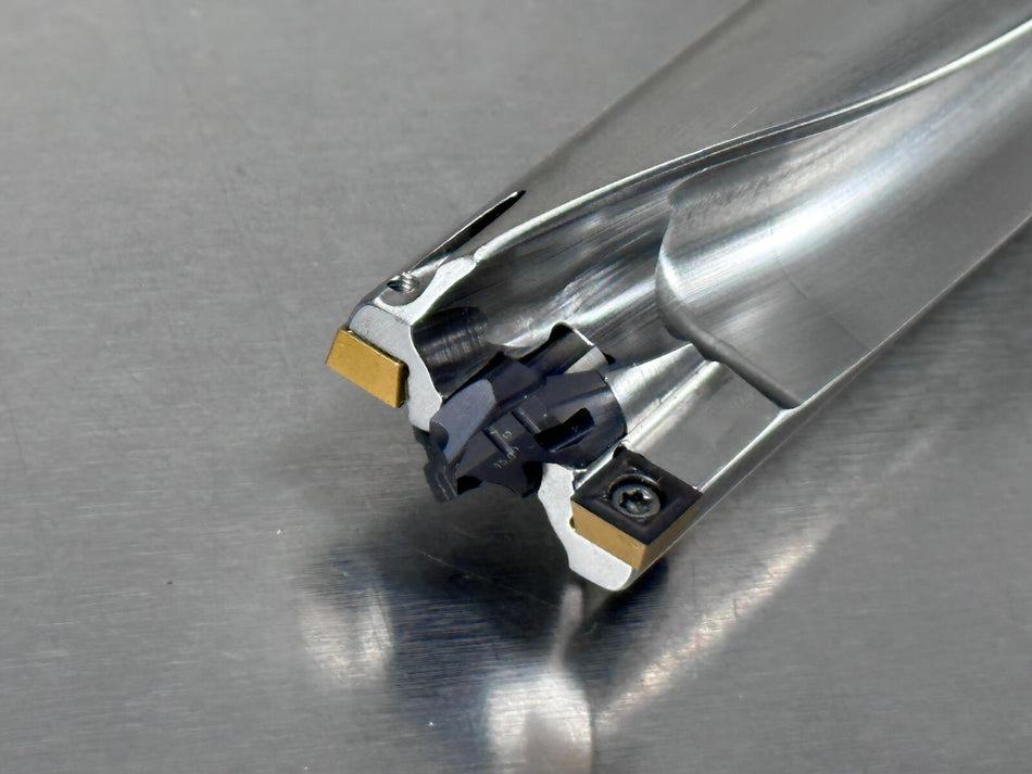 Iscar 26mm Indexable Insert Drill CombiCham 5xD Pilot MNC 260-130 A32-150-06-5D