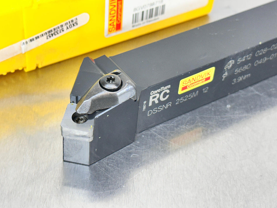Sandvik DSSNR 2525M 12 Indexable Lathe Tool Holder Turning DCMT Insert