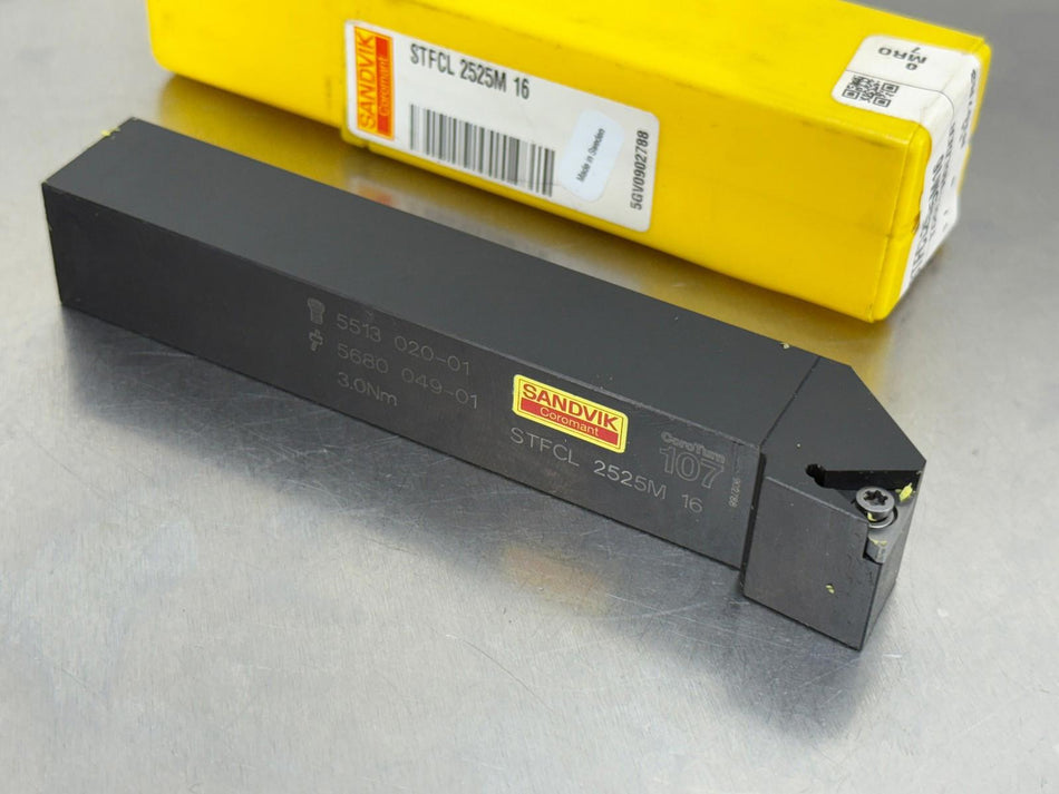 Sandvik STFCL 2525M 16 Indexable Lathe Tool Holder Turning TCMT Insert