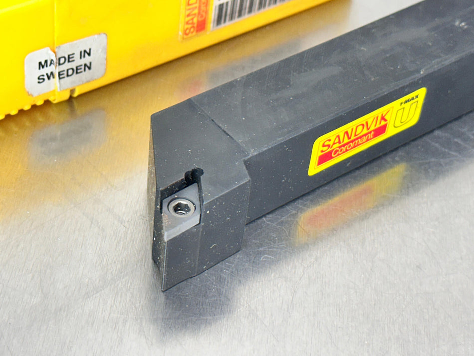 Sandvik SDJCR 2525M 11 Indexable Lathe Tool Holder Turning DCMT Insert