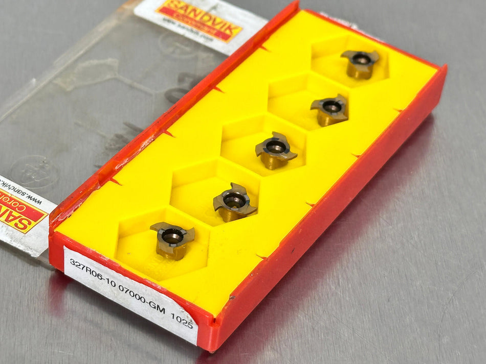 Sandvik 327R06-10 07000-GM 1025 Carbide Insert (Pack of 5)