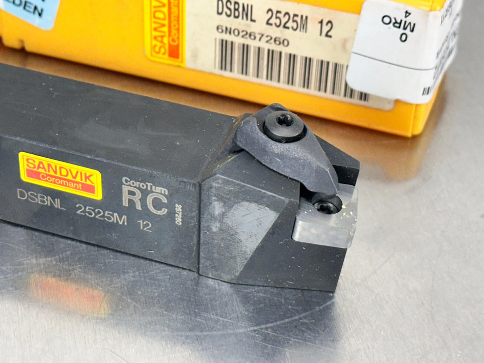 Sandvik DSBNL 2525M 12 Indexable Lathe Tool Holder Turning SNMG Insert
