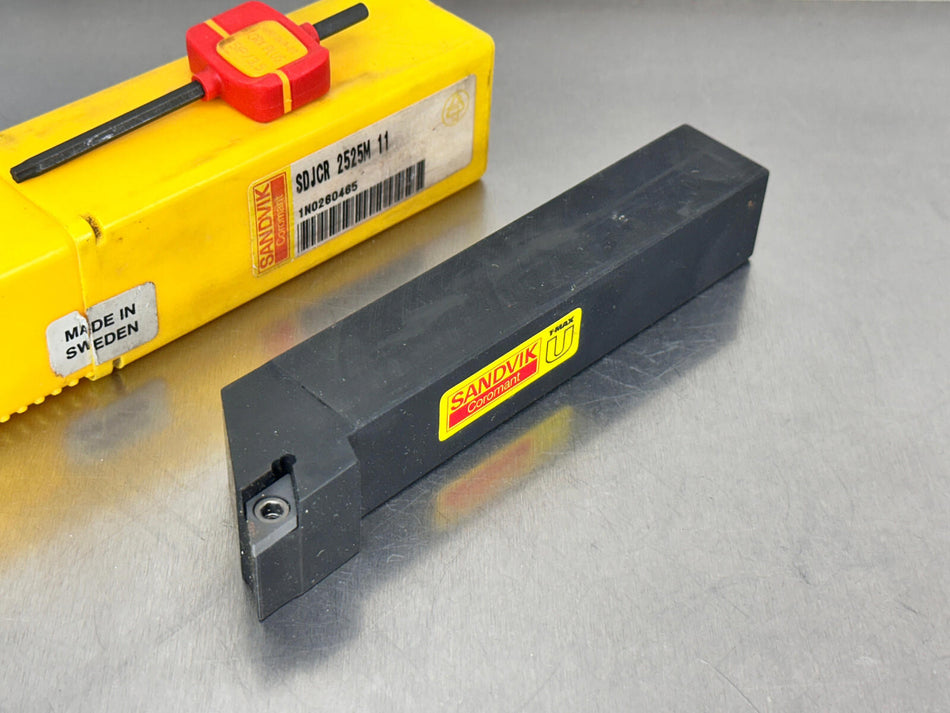 Sandvik SDJCR 2525M 11 Indexable Lathe Tool Holder Turning DCMT Insert